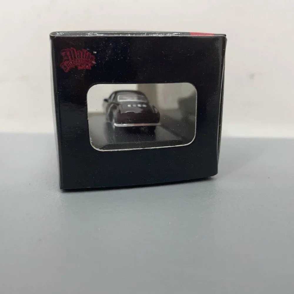 Malibu International 1:87 Volkswagon VW Karmann Chia Coupe Car Black Die Cast
